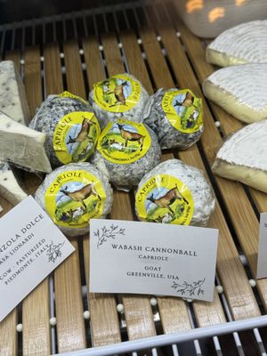 Petaluma Cheese Shop / Barber Cellars Winery by null