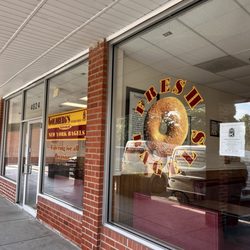 Goldberg's NY Bagels