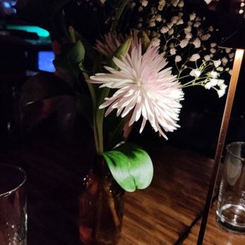 Market Table - Decor - New American Near Me - New York, New York Market Table - Decor - New American Near Me - New York, New York