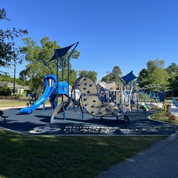 St. Elmo Park - Playgrounds Near Me