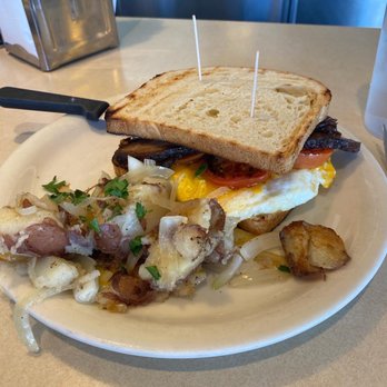 Cindy's Eagle Rock Restaurant - Breakfast sandwich with added brisket - Breakfast & Brunch Near Me - Los Angeles, California