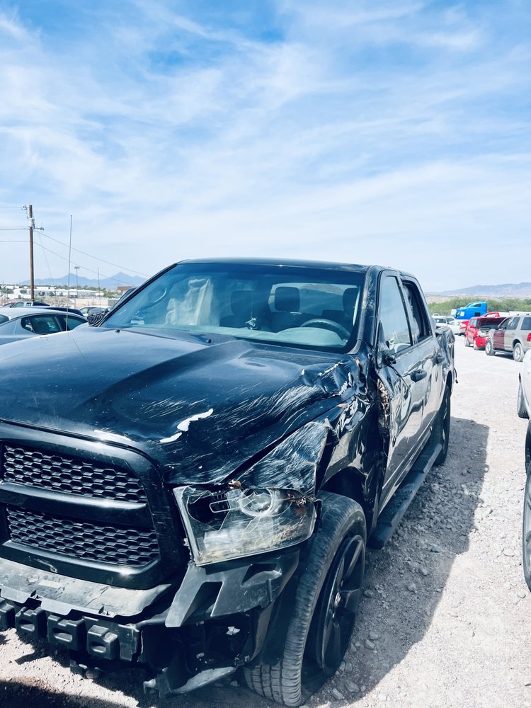 DISCOUNT AUTO GLASS Updated September 2024 24 Photos 264 W 3rd St