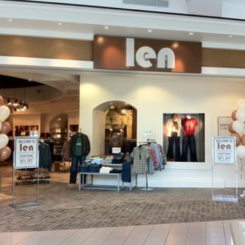 Len - Fashion Near Me - Bloomington, Minnesota Len - Fashion Near Me - Bloomington, Minnesota