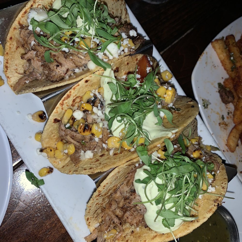 Oak Mountain Winery - Pork Tacos - Wineries Near Me - Temecula, California Oak Mountain Winery - Pork Tacos - Wineries Near Me - Temecula, California