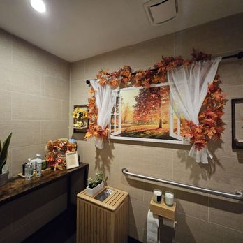 Daesung Korean Noodle - Bathroom. - Korean Near Me - Flushing, New York Daesung Korean Noodle - Bathroom. - Korean Near Me - Flushing, New York