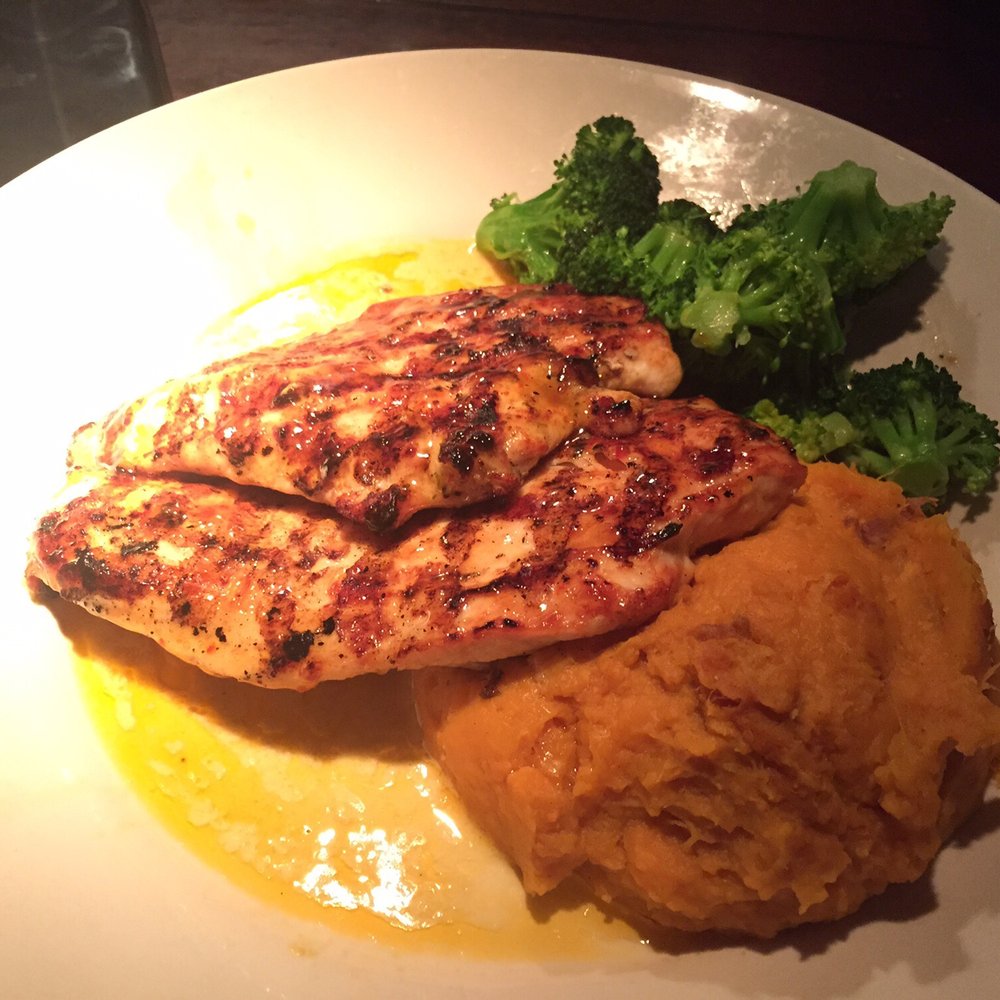 Bahama Breeze - Grilled Chicken with sweet potatoes and broccoli. - Caribbean Near Me - Duluth, Georgia Bahama Breeze - Grilled Chicken with sweet potatoes and broccoli. - Caribbean Near Me - Duluth, Georgia