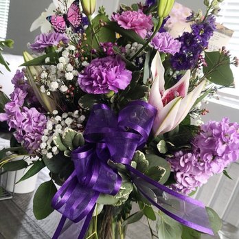Country Corner Florist - Beautiful arrangement! - Florists Near Me - Taft, California Country Corner Florist - Beautiful arrangement! - Florists Near Me - Taft, California