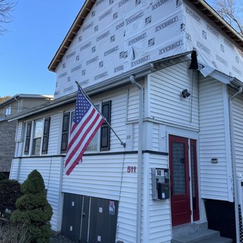 Four Seasons Construction - Siding installation , Soffit installation, fascia&gutters installation,roof installation.!! - Roofing Near Me - Clifton, New Jersey