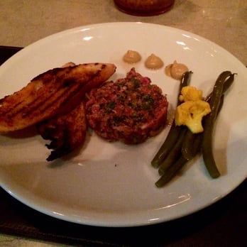 Victor - Steak tartare appetizer - American Near Me - Toronto, Ontario