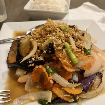 Tup Tim Thai Cuisine - Eggplant Garlic with shrimp - Thai Near Me - Salem, Oregon Tup Tim Thai Cuisine - Eggplant Garlic with shrimp - Thai Near Me - Salem, Oregon