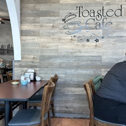 Toasted Cafe - Wall logo