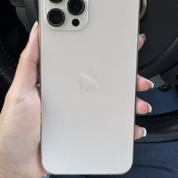 iPhone 12 Pro Max.