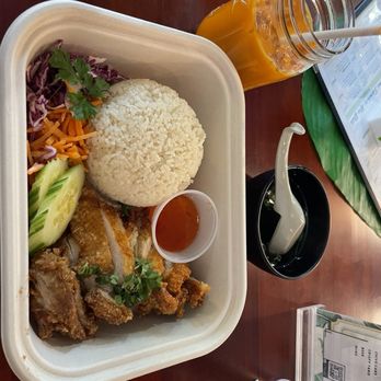Thai Cottage Bistro - Kao Mun Gai Tod - Thai Near Me - Rockville, Maryland