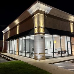 FORM Physical Therapy - Exterior