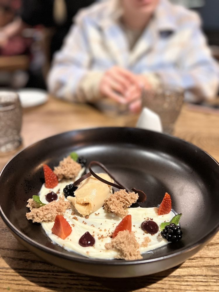 SAGE 84 Photos & 34 Reviews Lounges 241 E Austin St