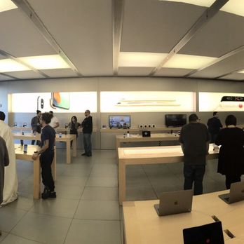 Apple Town Square - Preorder your phone makes it go much faster. - Mobile Phones Near Me - Las Vegas, Nevada