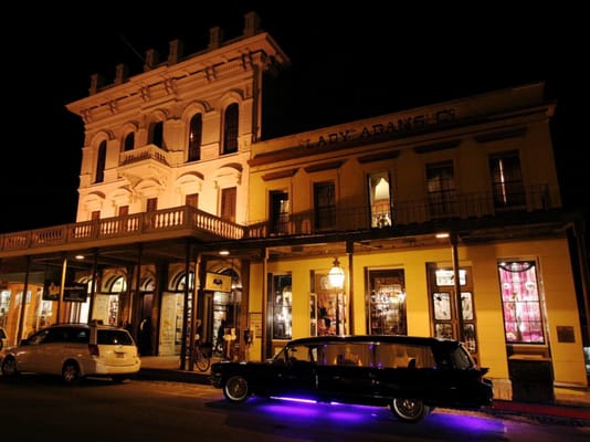 Evangeline S Costume Mansion 713 Photos 231 Reviews Costumes 113 K St Sacramento Ca United States Phone Number Yelp