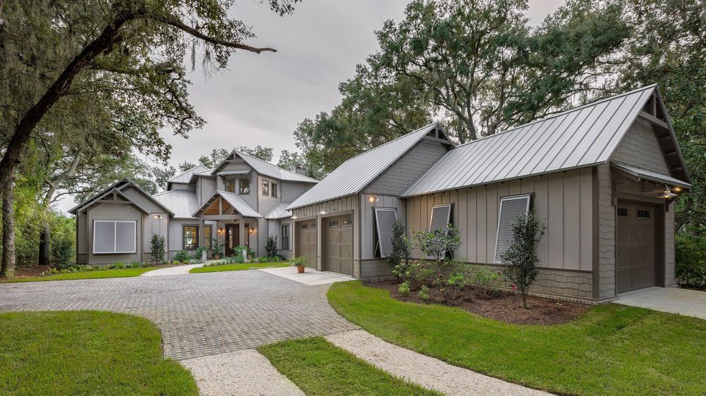 Slide of Guardian Roofing