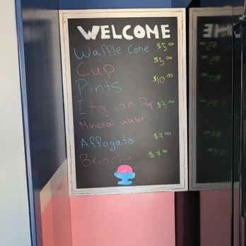 Shooby's Gelato - Ice Cream & Frozen Yogurt Near Me - Edmonton, Alberta Shooby's Gelato - Ice Cream & Frozen Yogurt Near Me - Edmonton, Alberta