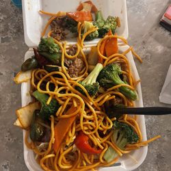 LA Express Chinese Food - 2 Item plate!!! Don't order!!!