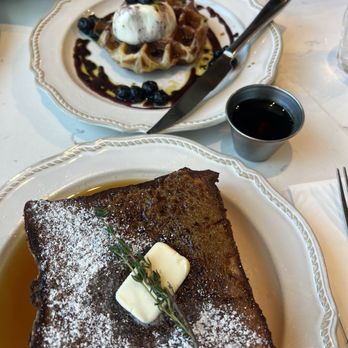 Sweet Maple - Marnier French Toast, Earl Grey Blueberry Croffle - Breakfast & Brunch Near Me - Santa Monica, California