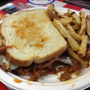 Mad Madeline's Grill - Pulled pork sandwich - Burgers Near Me - Temecula, California