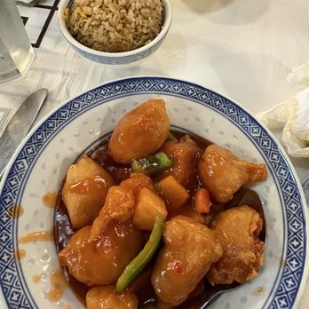 Emperor's Choice Restaurant - Sweet and Sour Chicken - Chinese Near Me - Chicago, Illinois Emperor's Choice Restaurant - Sweet and Sour Chicken - Chinese Near Me - Chicago, Illinois
