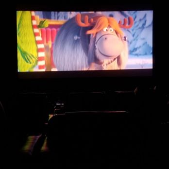 AMC Fullerton 20 - I see you Grinch!! - Cinema Near Me - Fullerton, California