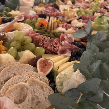 Garnish and Graze - Caterers Near Me - North Haven, Connecticut