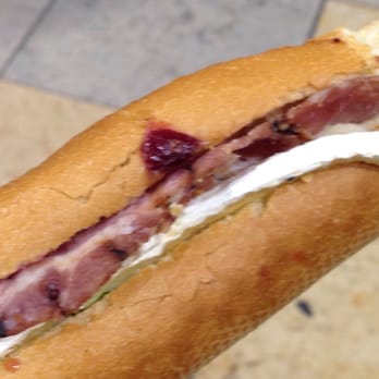 Upper Crust - Brie cranberry and bacon baguette - Sandwiches Near Me - London, XGL Upper Crust - Brie cranberry and bacon baguette - Sandwiches Near Me - London, XGL