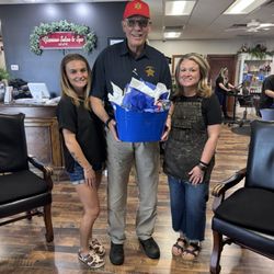 Glamour Salon & Spa - Giving back to the community!