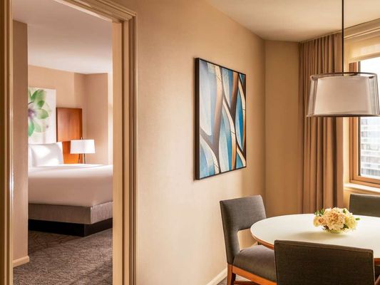 Fairmont Chicago, Millennium Park by null