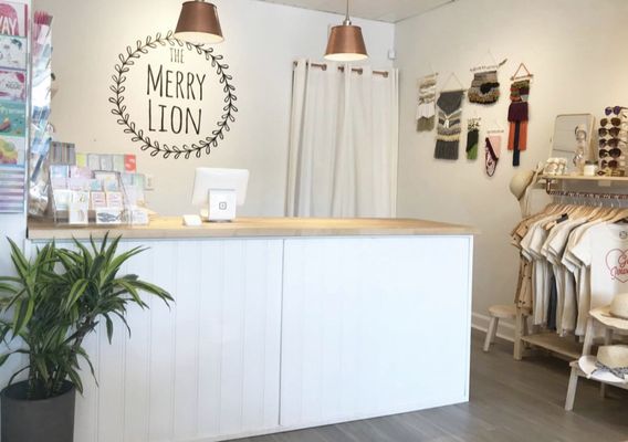 The Merry Lion by null