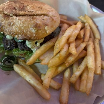 Rickety Cricket Brewing - Pizza Near Me - Kingman, Arizona