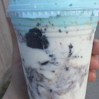 La Michoacana - a hand holding a cup of ice cream - Ice Cream & Frozen Yogurt Near Me - Franklin Park, Illinois