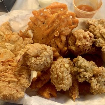 101 Crab - Combo basket catfish, oysters and shrimp w sweet potato waffle fries - Seafood Near Me - Santa Maria, California 101 Crab - Combo basket catfish, oysters and shrimp w sweet potato waffle fries - Seafood Near Me - Santa Maria, California