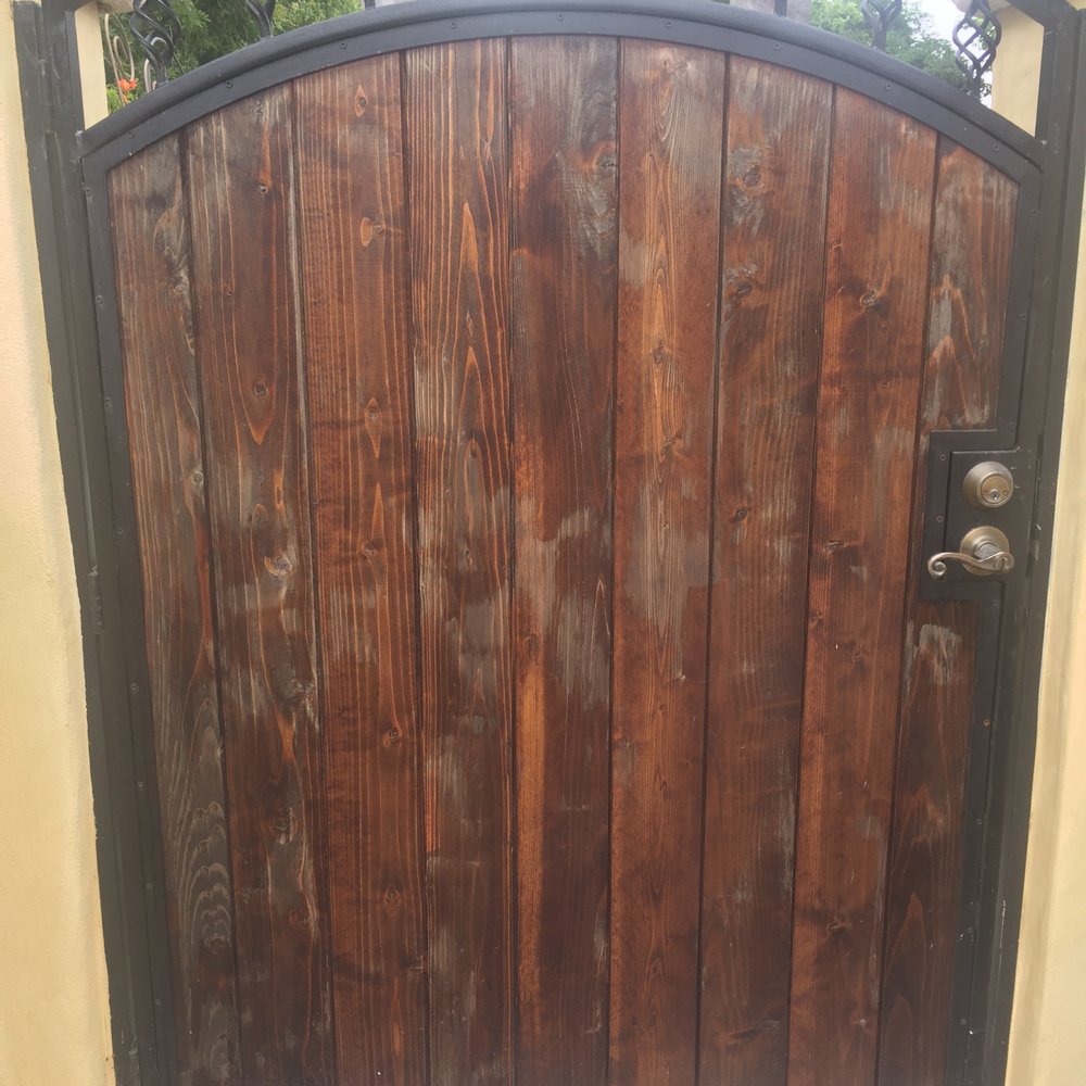 Ledezma Ornamental - Ledezma Ornamental gate with varnish peeling and screws rusting after 6 months. - Fences & Gates Near Me - Chula Vista, California Ledezma Ornamental - Ledezma Ornamental gate with varnish peeling and screws rusting after 6 months. - Fences & Gates Near Me - Chula Vista, California