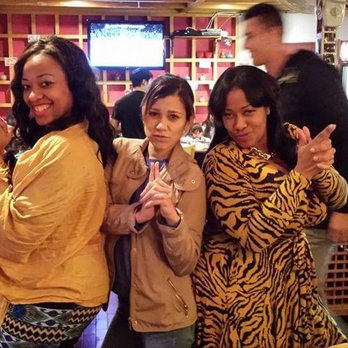 Sushi Sumo - Super fun night with my sister.. We made a new friend at Sushi Sumo - Sushi Bars Near Me - Gardena, California