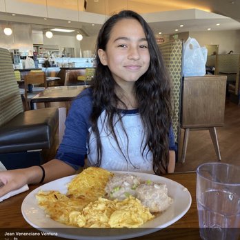 Boulevard Cafe - New American Near Me - Daly City, California
