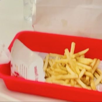In-N-Out Burger - Burgers and fries - Fast Food Near Me - Millbrae, California In-N-Out Burger - Burgers and fries - Fast Food Near Me - Millbrae, California