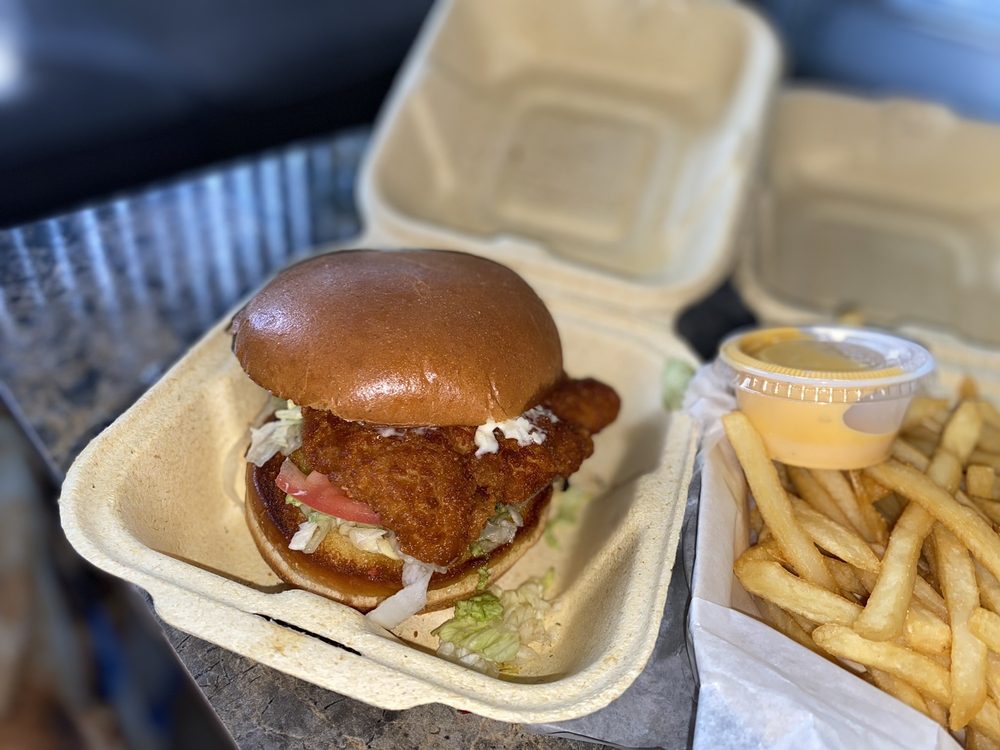 LEFTY’S CHEESESTEAKS Updated November 2024 20 Photos & 36 Reviews