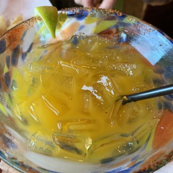 Roberto's Cafe - Mango margarita - Mexican Near Me - Mammoth Lakes, California Roberto's Cafe - Mango margarita - Mexican Near Me - Mammoth Lakes, California