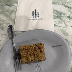 Café Three Pines - Freshly baked Date square à la Gamache