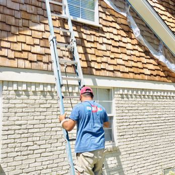 PPP North Dallas - Before and after cedar shake stain. - Painters Near Me - Farmers Branch, Texas PPP North Dallas - Before and after cedar shake stain. - Painters Near Me - Farmers Branch, Texas