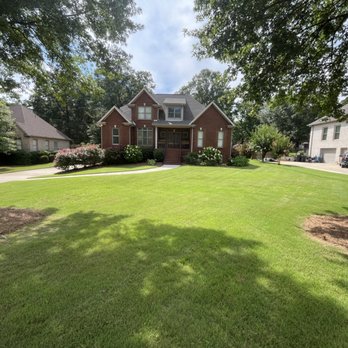 Orange Circle Lawn & Landscape - Lawn Services Near Me Orange Circle Lawn & Landscape - Lawn Services Near Me