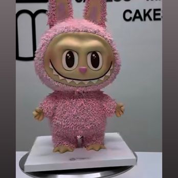 Lulu Cake Boutique - What we agreed on......aside from the sparse hair, was that it would have a textured, hair-like appearance. - Bakeries Near Me - Scarsdale, New York Lulu Cake Boutique - What we agreed on......aside from the sparse hair, was that it would have a textured, hair-like appearance. - Bakeries Near Me - Scarsdale, New York