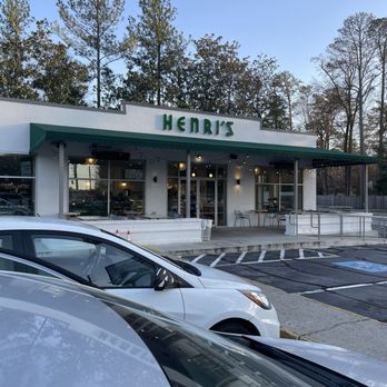 Henri's Bakery & Deli - Bakeries Near Me - Brookhaven, Georgia