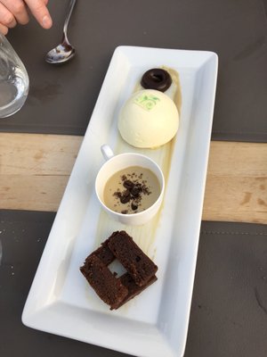 Sagra Rooftop Restaurant and Bar by null