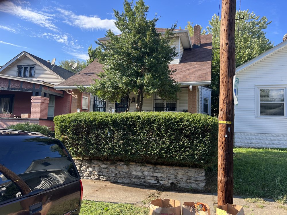 Slide of Superman Handyman Shan