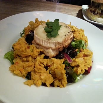 Tibo - Goats cheese and walnut salad - British Near Me - Glasgow, GLG